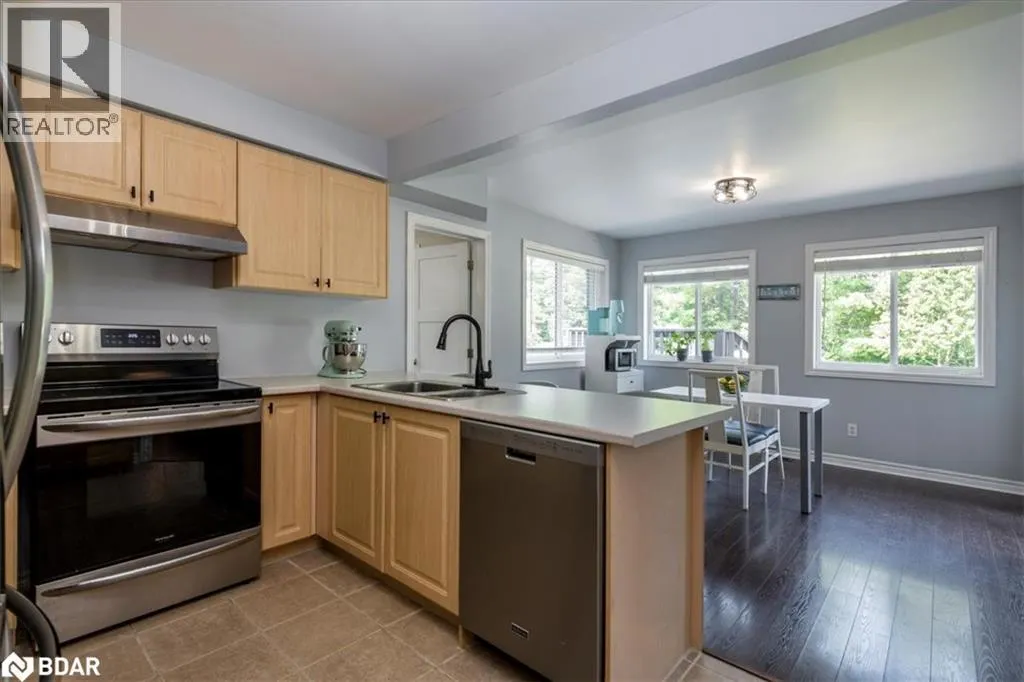 26 KENWELL Crescent