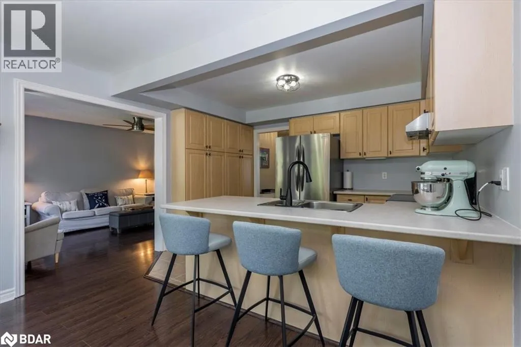 26 KENWELL Crescent