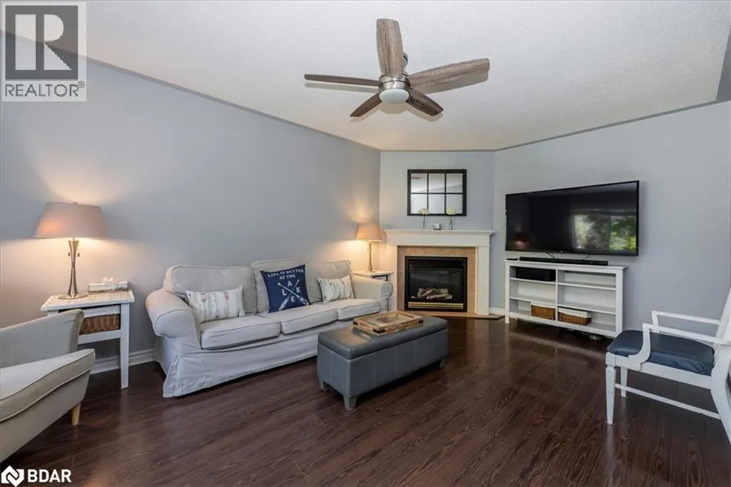 26 KENWELL Crescent