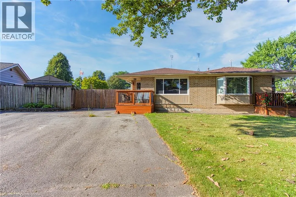 4453 MEADOWVALE Drive Unit# Main, #Main