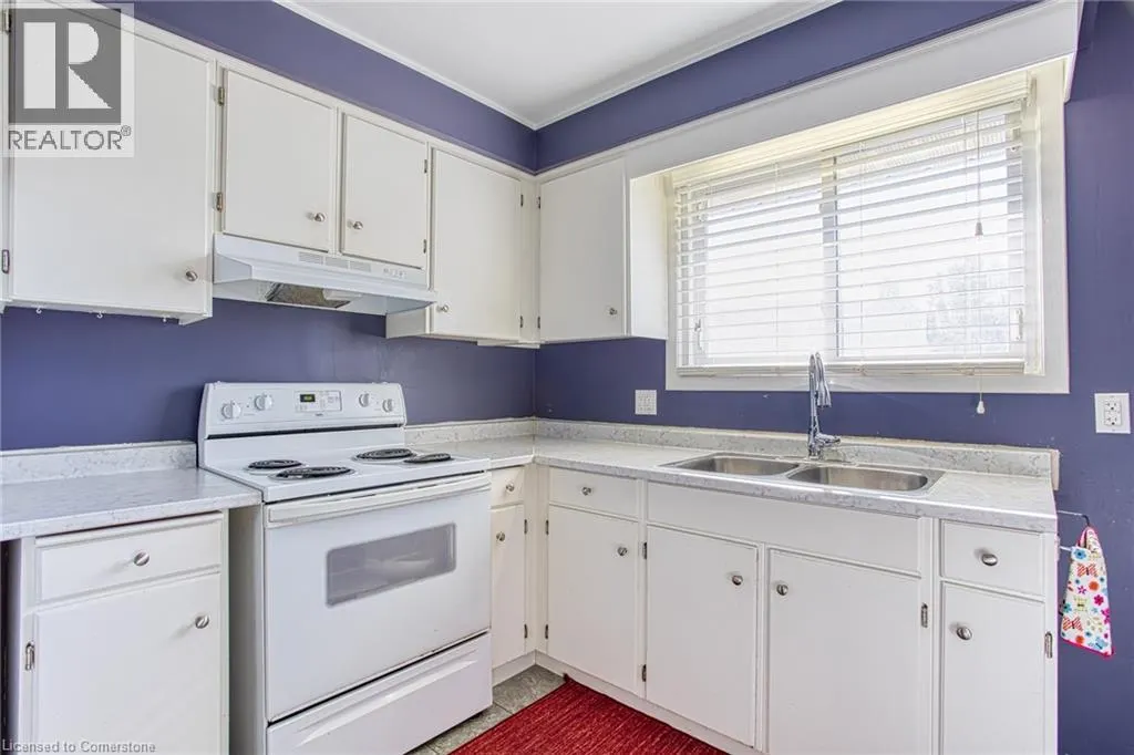 4453 MEADOWVALE Drive Unit# Main, #Main
