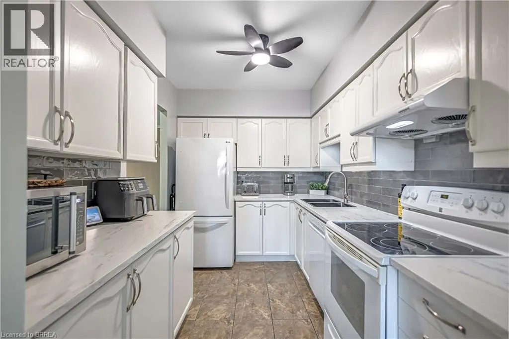9 BONHEUR Court Unit# 112, #112