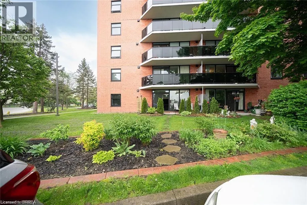 9 BONHEUR Court Unit# 112, #112