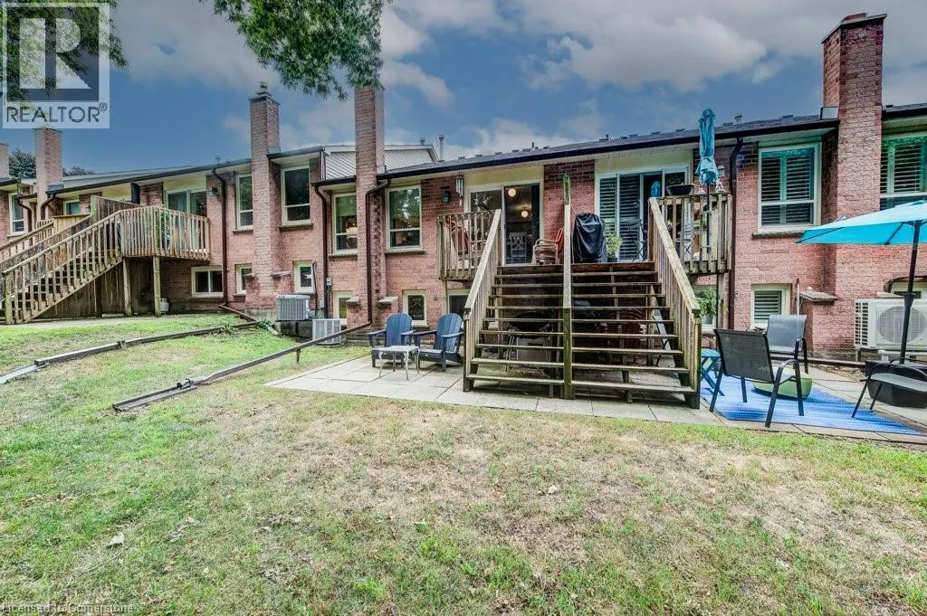 375 HOLIDAY INN Drive Unit# 11, #11