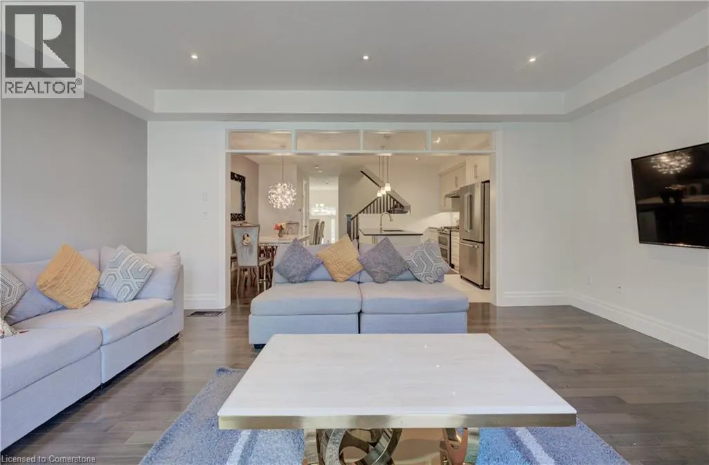 140 OAK PARK Drive
