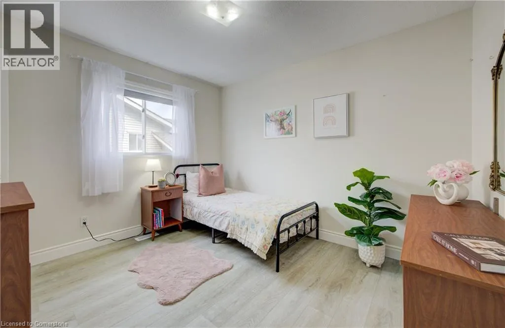 262 SCOTT Road