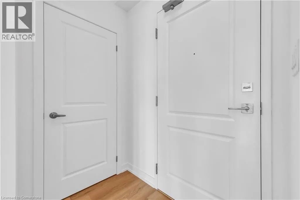 470 DUNDAS Street E Unit# 904, #904