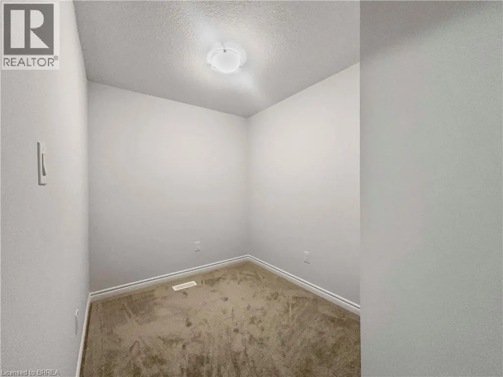 677 PARK Road N Unit# 95, #95