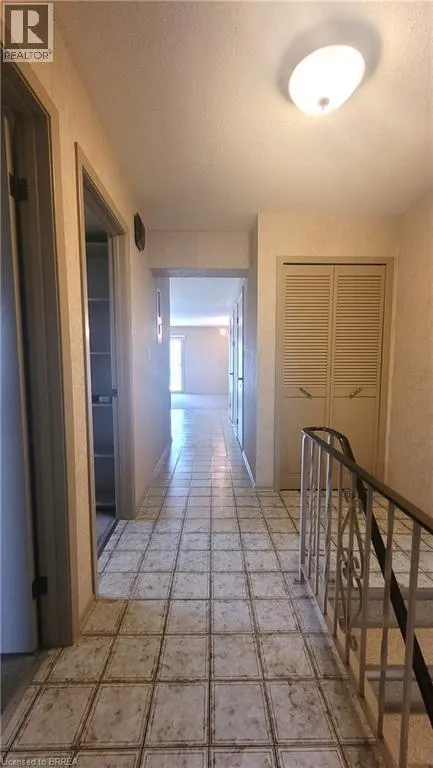 325 FAIRVIEW Drive