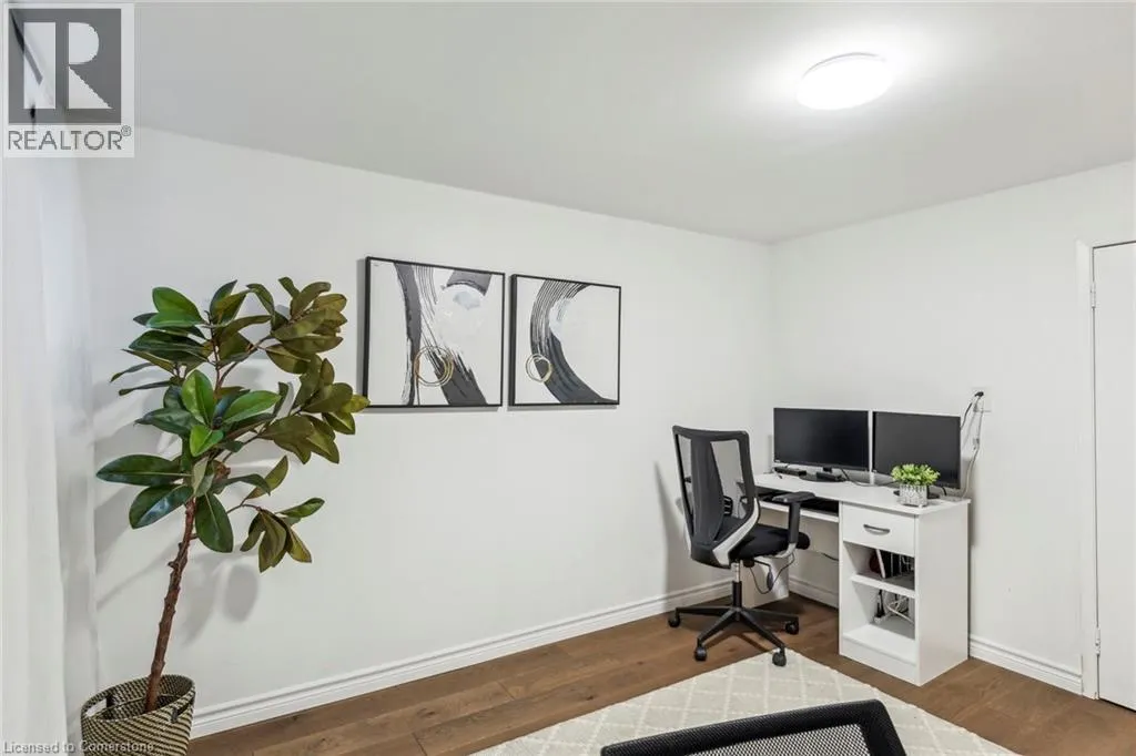 407 KEATS Way Unit# 3, #3