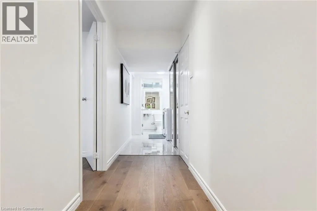 407 KEATS Way Unit# 3, #3