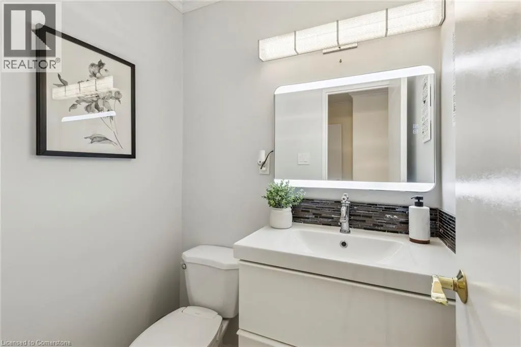 407 KEATS Way Unit# 3, #3