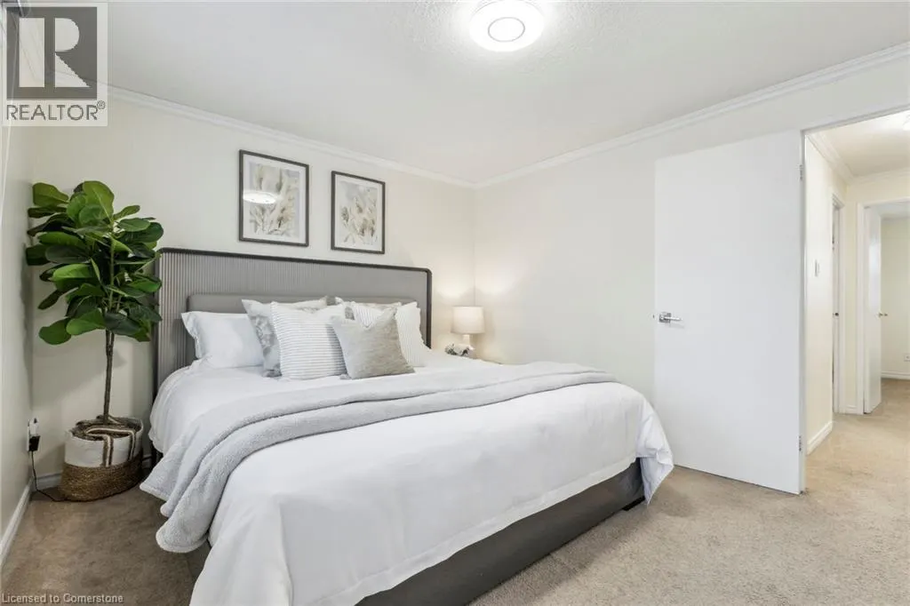 407 KEATS Way Unit# 3, #3