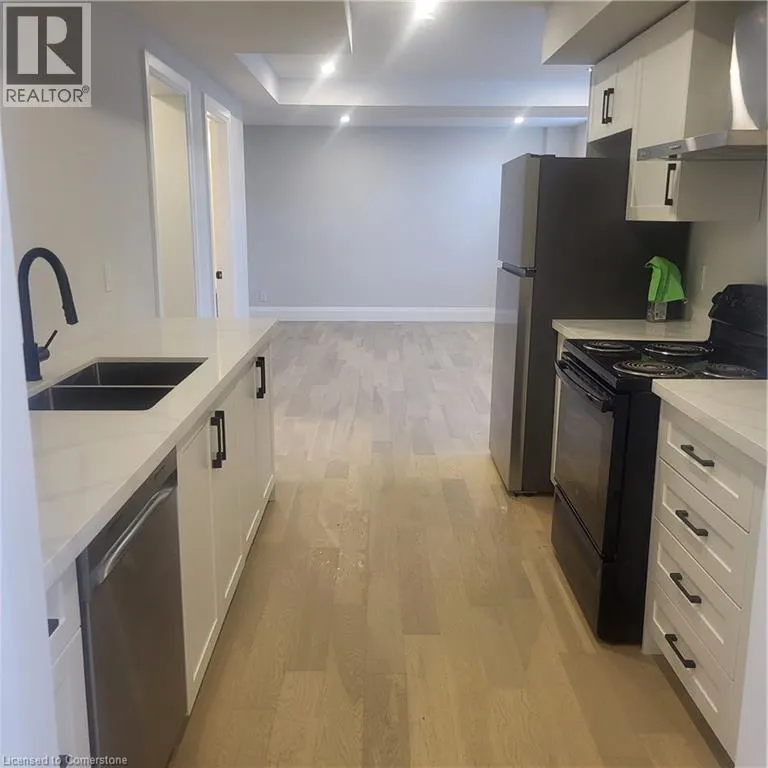 132 HODGKINS Avenue Unit# Upper, #Upper
