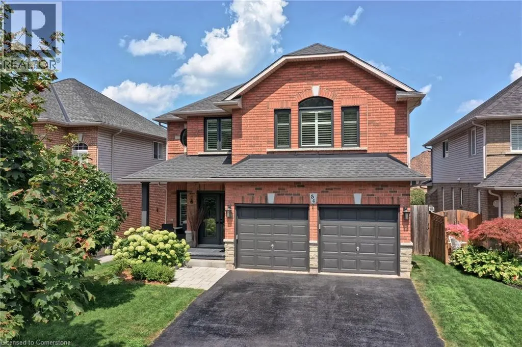 54 HICKORY Crescent