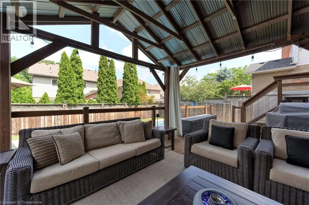 54 HICKORY Crescent