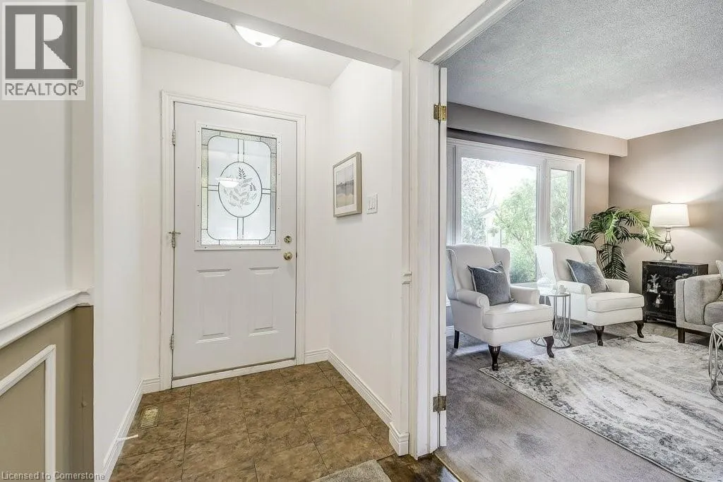 652 AUBURN Crescent