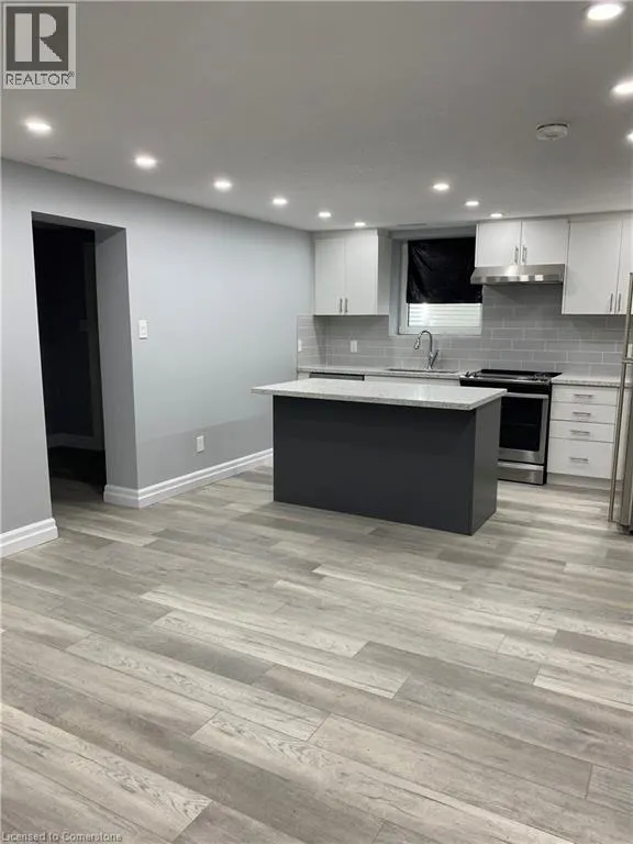458 VILLAGE Crescent Unit# LOWER, #LOWER