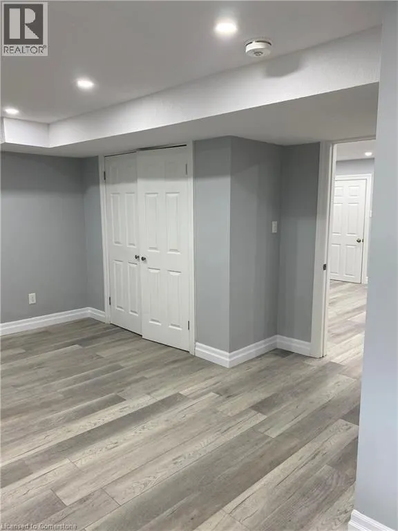 458 VILLAGE Crescent Unit# LOWER, #LOWER