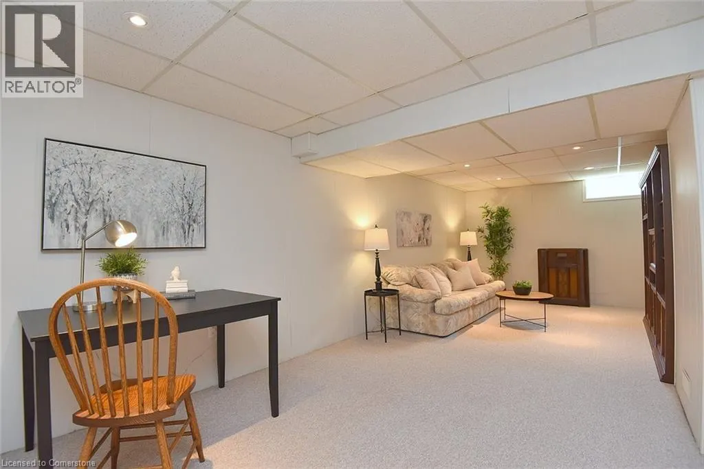14 HILLTOP Place