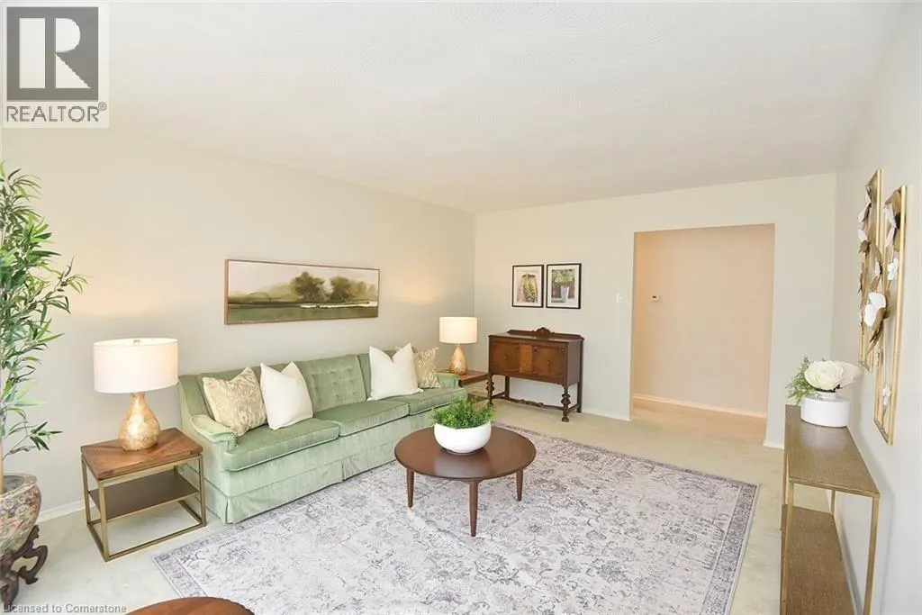 14 HILLTOP Place