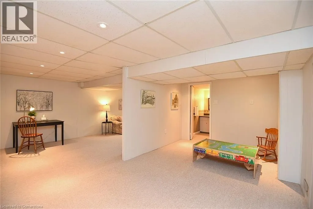 14 HILLTOP Place