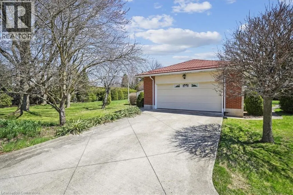 1 WESTVIEW Crescent