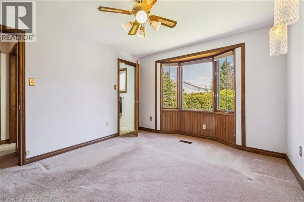 1 WESTVIEW Crescent