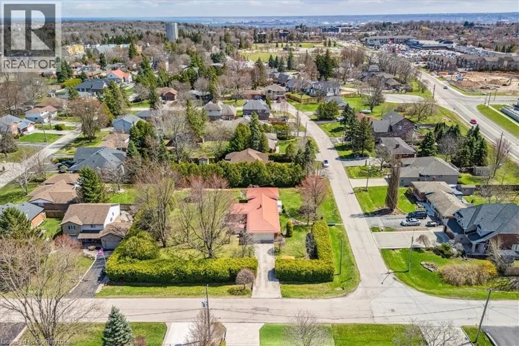 1 WESTVIEW Crescent