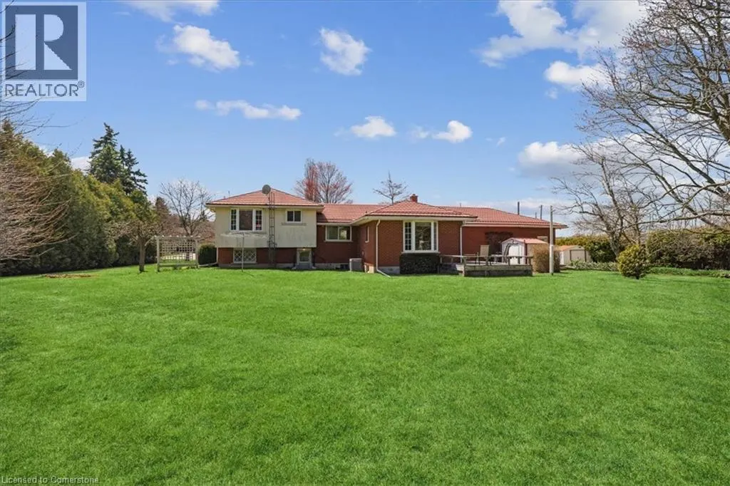 1 WESTVIEW Crescent