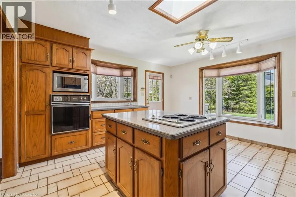 1 WESTVIEW Crescent