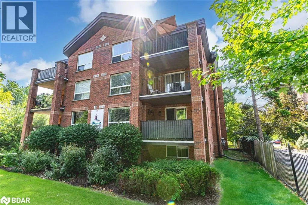 117 EDGEHILL Drive Unit# 203, #203