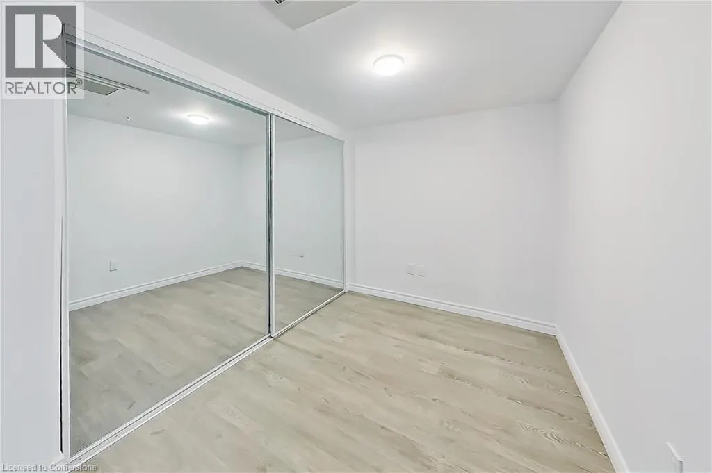 321 SPRUCE Street S Unit# 207, #207