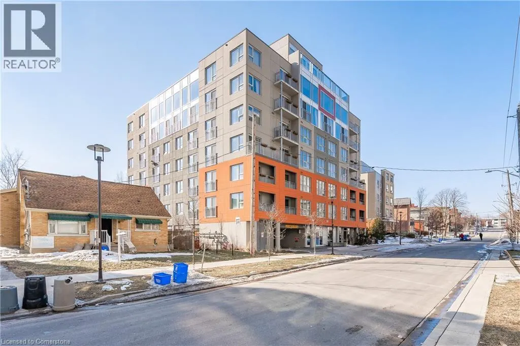 321 SPRUCE Street S Unit# 207, #207