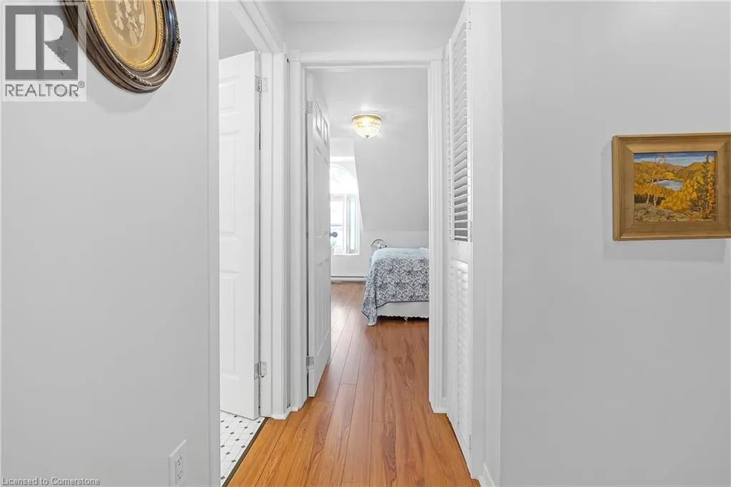 23 MACAULAY Street W Unit# 3, #3