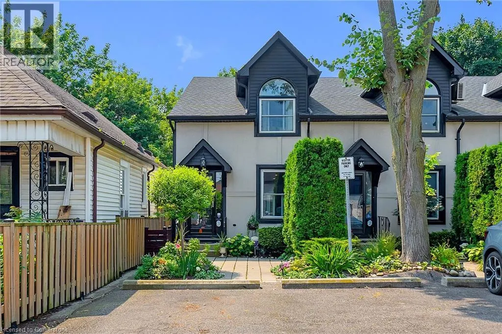 23 MACAULAY Street W Unit# 3, #3