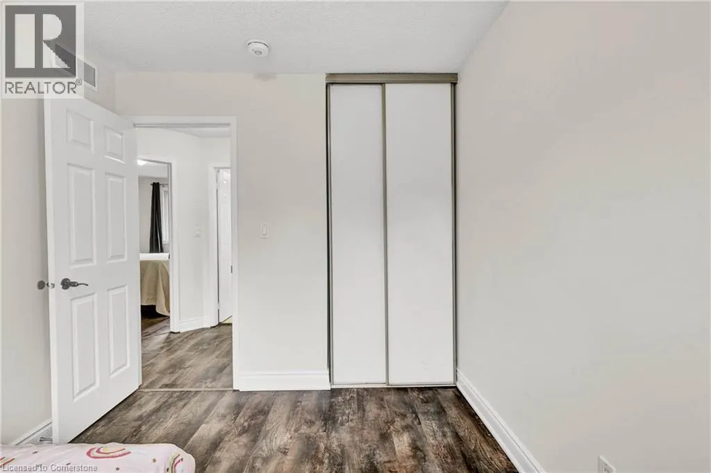 302 COLLEGE AVENUE WEST Avenue Unit# 21, #21