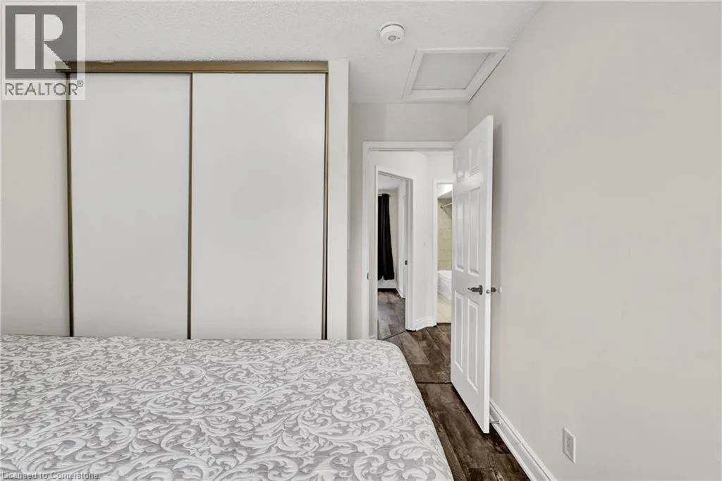 302 COLLEGE AVENUE WEST Avenue Unit# 21, #21