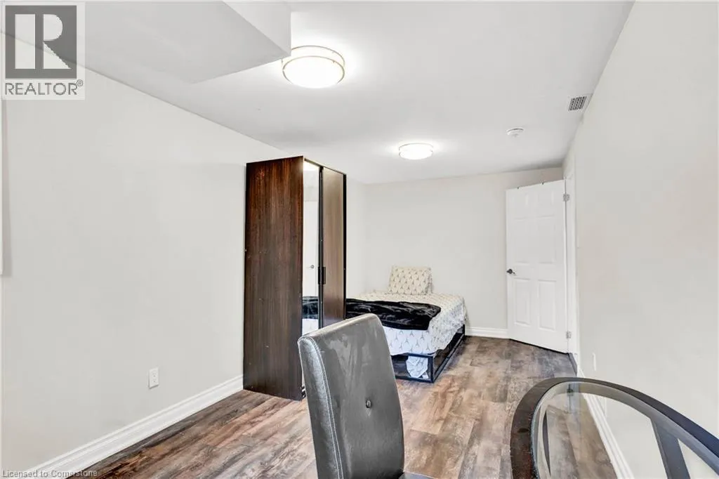 302 COLLEGE AVENUE WEST Avenue Unit# 21, #21
