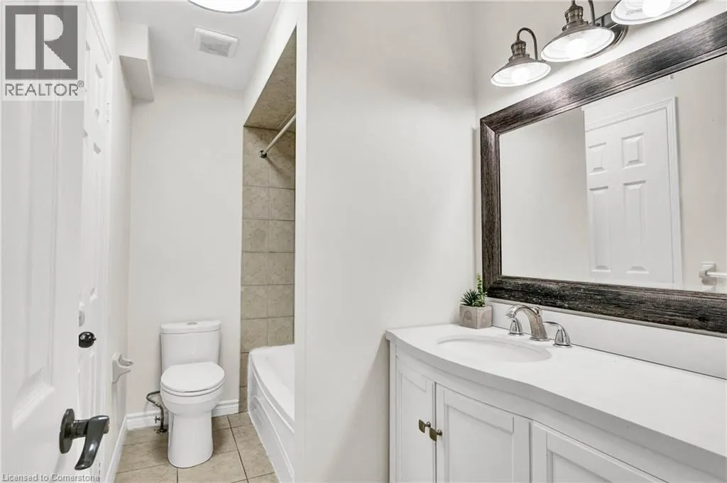 302 COLLEGE AVENUE WEST Avenue Unit# 21, #21