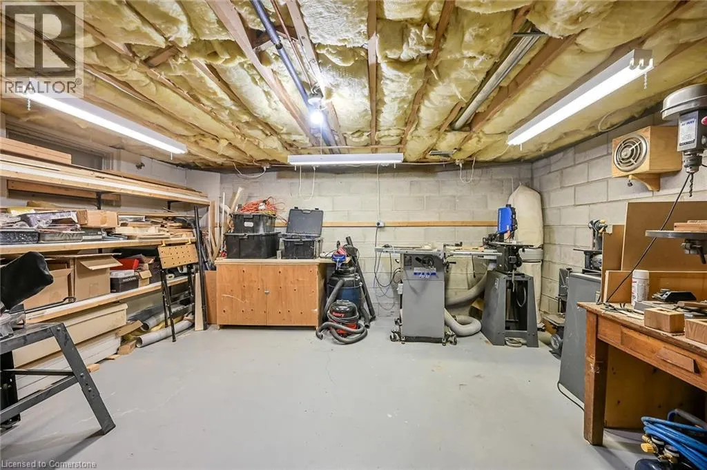 192 EWEN Road