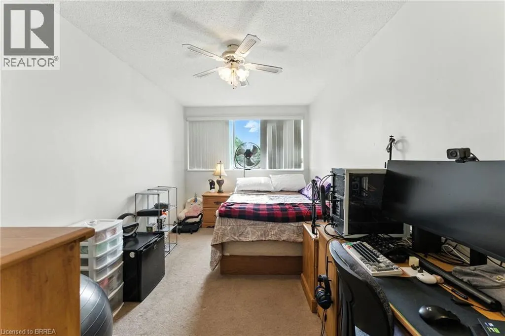 36 HAYHURST Road Unit# 126, #126