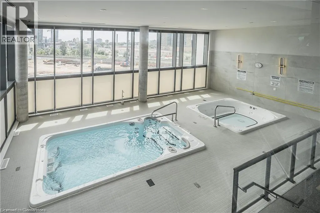 15 WELLINGTON Street S Unit# 2007, #2007