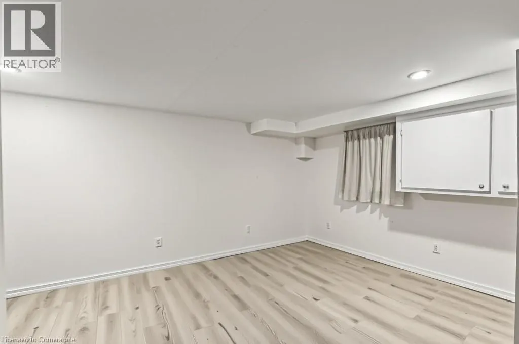 48 LOCKE Street S