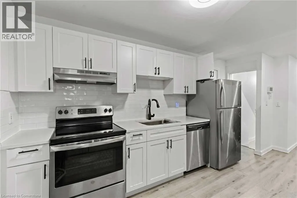 48 LOCKE Street S