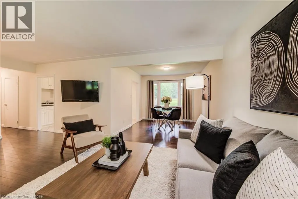 33 GOLF COURSE Road