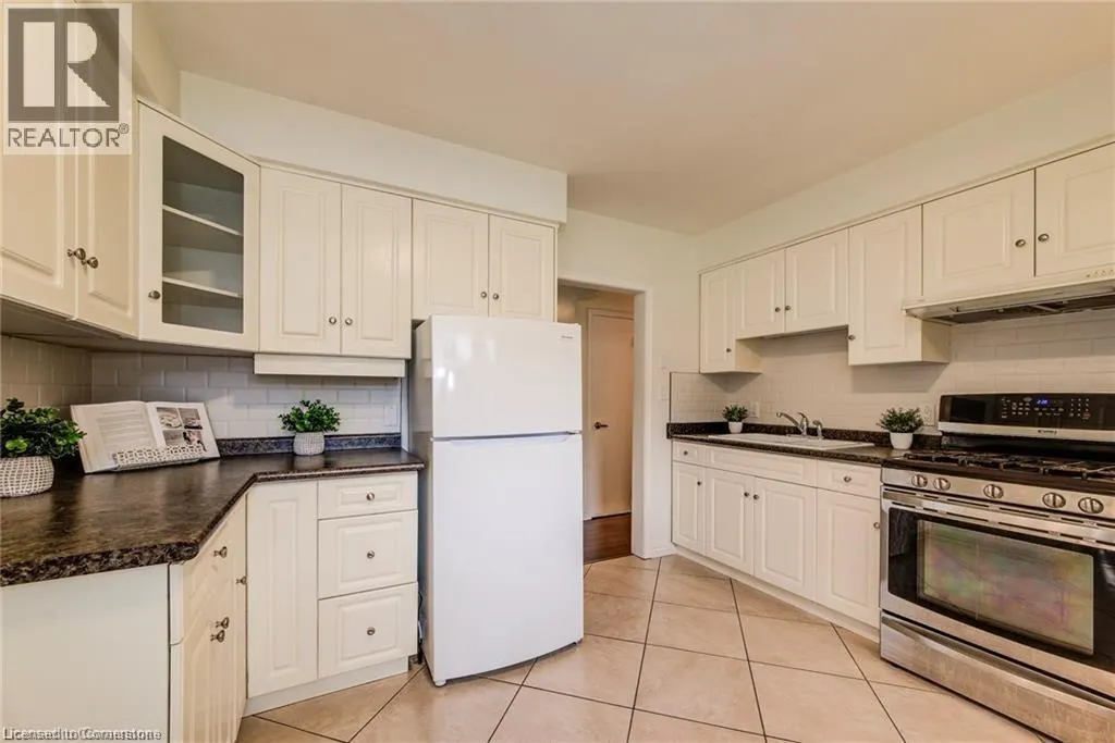 33 GOLF COURSE Road