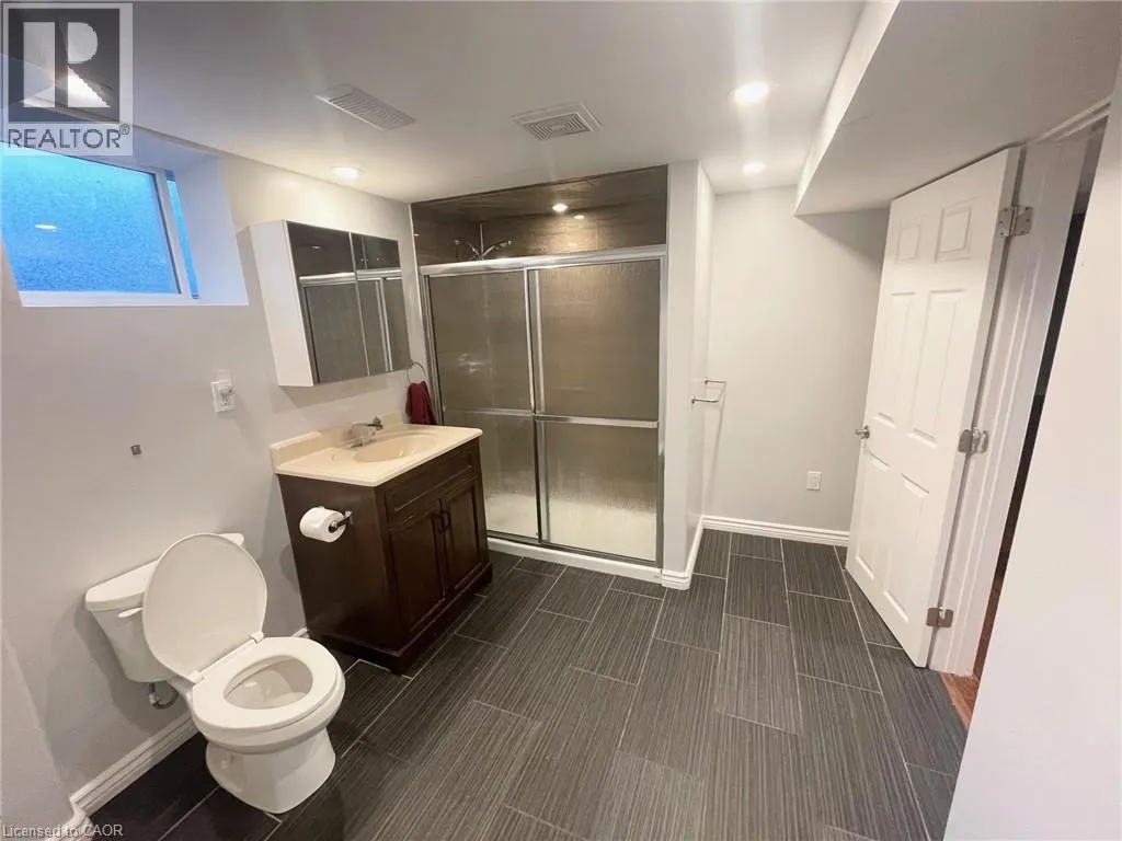 231 LIMERIDGE Road W