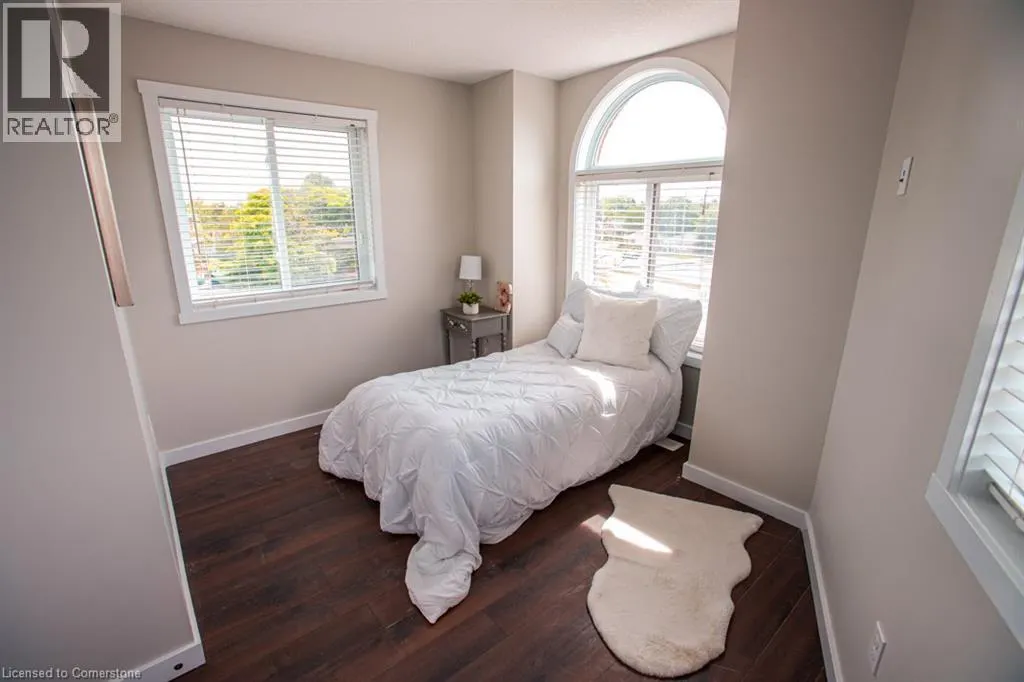 489 EAST Avenue Unit# B, #B