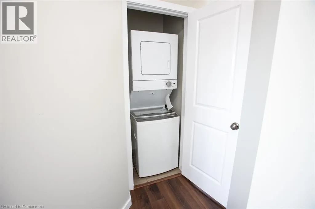 489 EAST Avenue Unit# B, #B